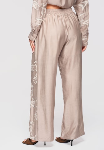 Ombre Loose fit Trousers in Beige