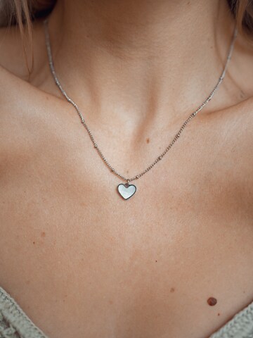 Hey Happiness - Cadena 'Shell Heart' en plata