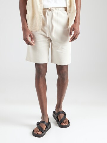 Lyle & Scott Regular Shorts in Beige: Vorderseite