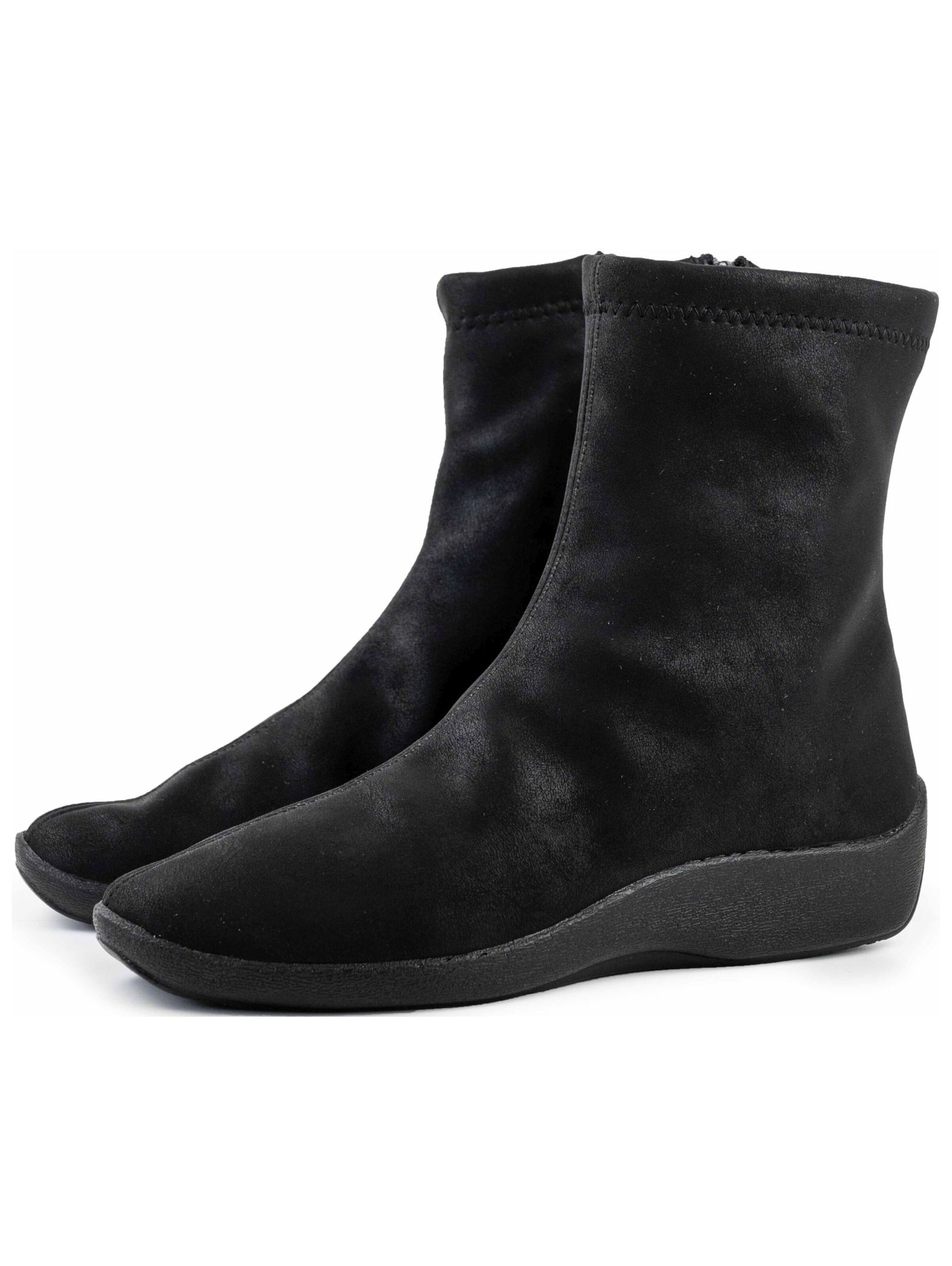 Arcopedico Bootie in Black