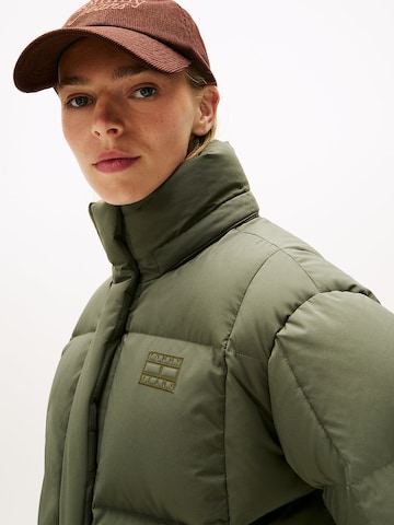 Geacă de iarnă 'Alaska' de la Tommy Jeans pe verde
