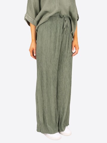 Seasons of April Loosefit Broek 'Tessa' in Groen