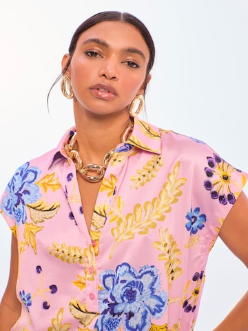 Lola Casademunt Pusero värissä vaaleanpunainen