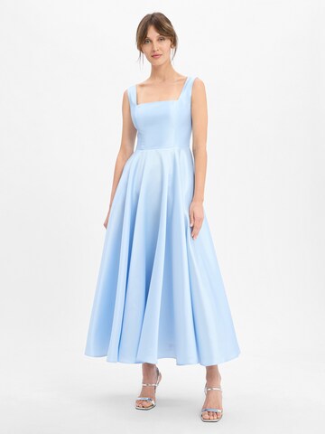 Marie Lund Kleid in Blau: Vorderseite
