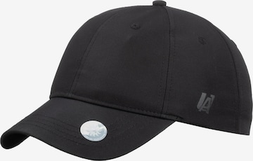 Universal Athletics Cap 'Performance' in Schwarz: predná strana