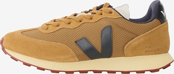 ruda Veja Sportbačiai be auliuko 'Rio Branco II': priekis