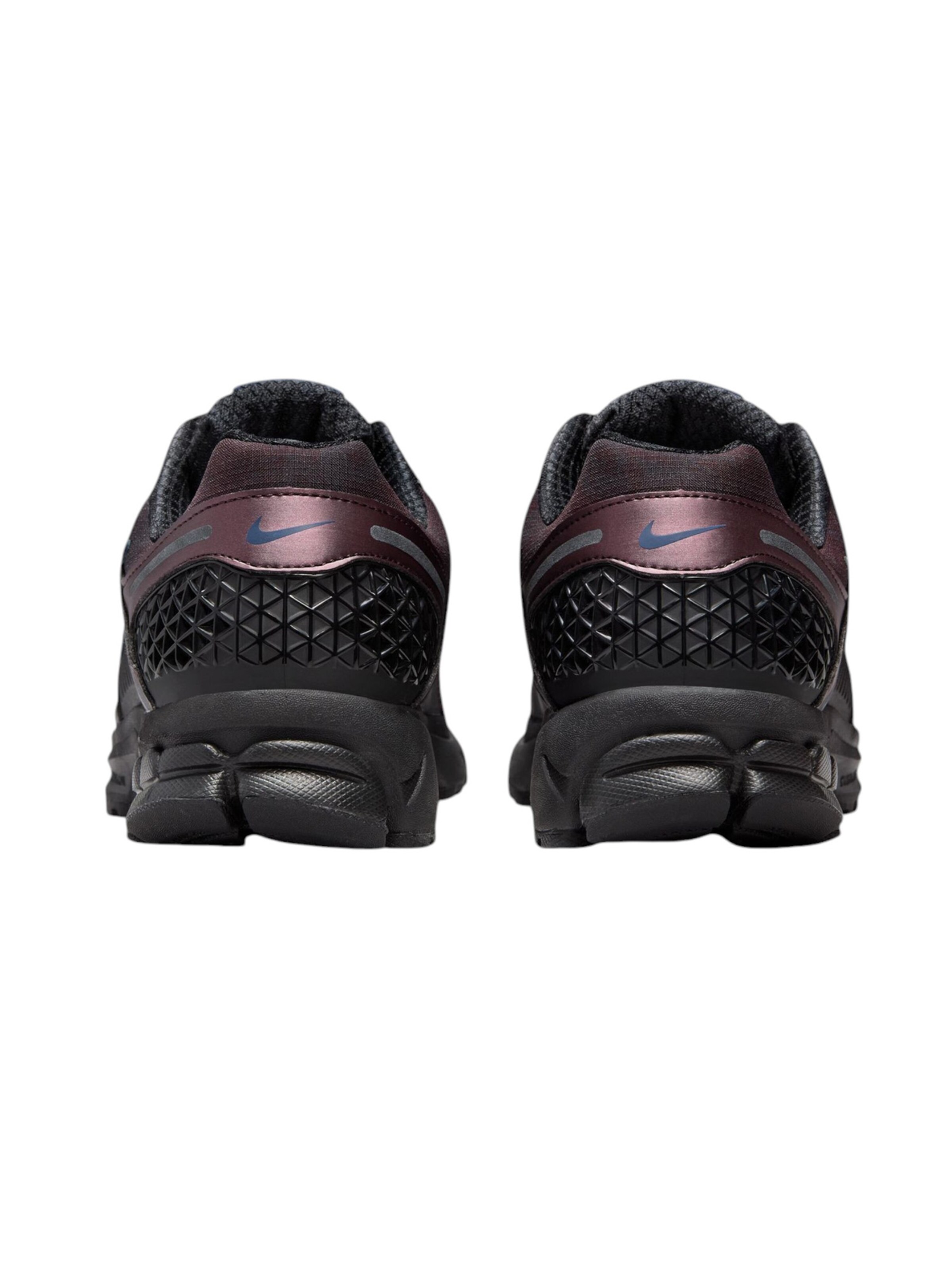 Nike Sportswear Platform trainers 'NIKE ZOOM VOMERO UT' in Red