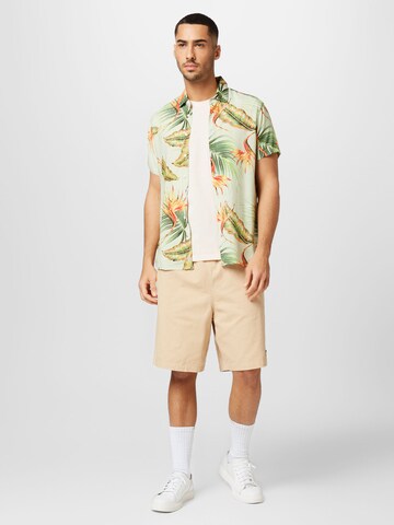 Tricou de la ALPHA INDUSTRIES pe alb