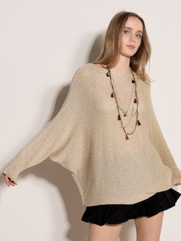 Pull-over ' ' Apricot en jaune