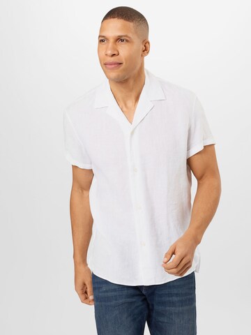 DRYKORN - Ajuste regular Camisa 'Bijan' en blanco: frente