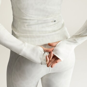 Giacca sportiva di ADIDAS BY STELLA MCCARTNEY in bianco