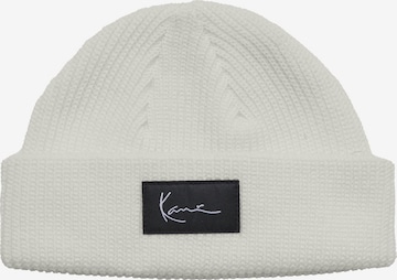 balta Karl Kani Megzta kepurė: priekis