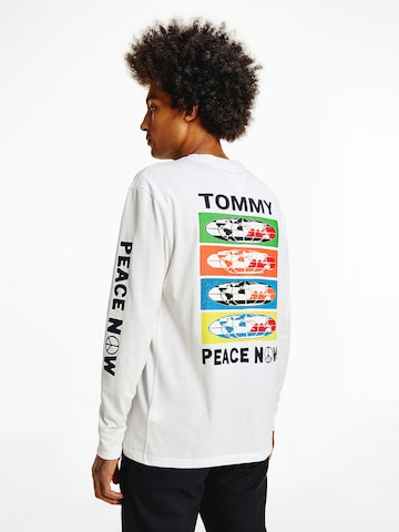 balta Tommy Jeans Marškinėliai 'Mono Positivity'