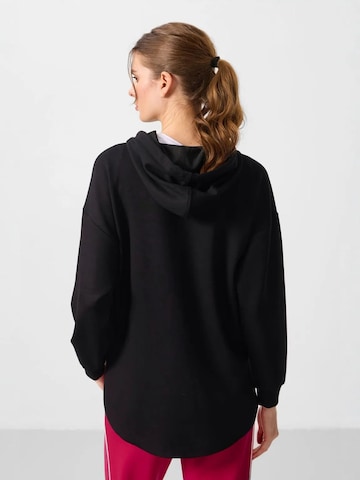 Tommy Life Sweatshirt in Schwarz
