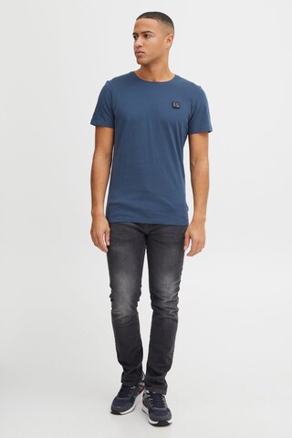 11 Project T-Shirt 'Chris' in Blau