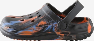 Next Clogs in Schwarz: Vorderseite