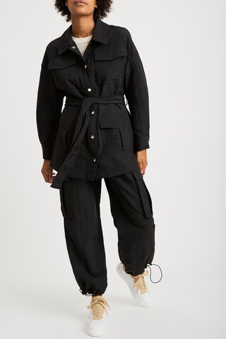 VILA Between-season jacket 'POCKY' in Black