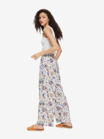 ESPRIT Wide Leg Housut värissä valkoinen