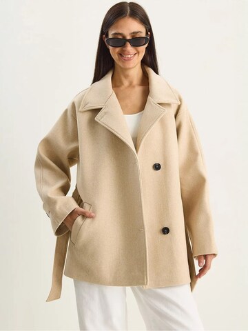 Bianco Lucci Mantel in Beige