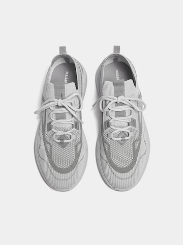 Pull&Bear Sneakers low i grå