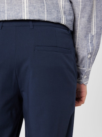 Regular Pantalon chino 'Arne' ABOUT YOU en bleu