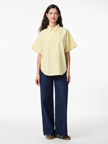 PIECES Bluse 'PCFEMME' i gul
