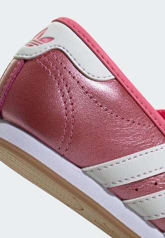 Baskets 'Taekwondo' ADIDAS ORIGINALS en rose