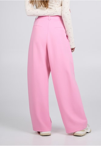 Regular Pantalon à pince 'Miri' OH APRIL en rose