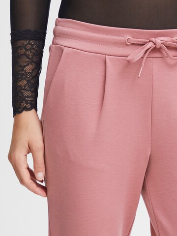 Coupe slim Pantalon 'KATE' ICHI en rose