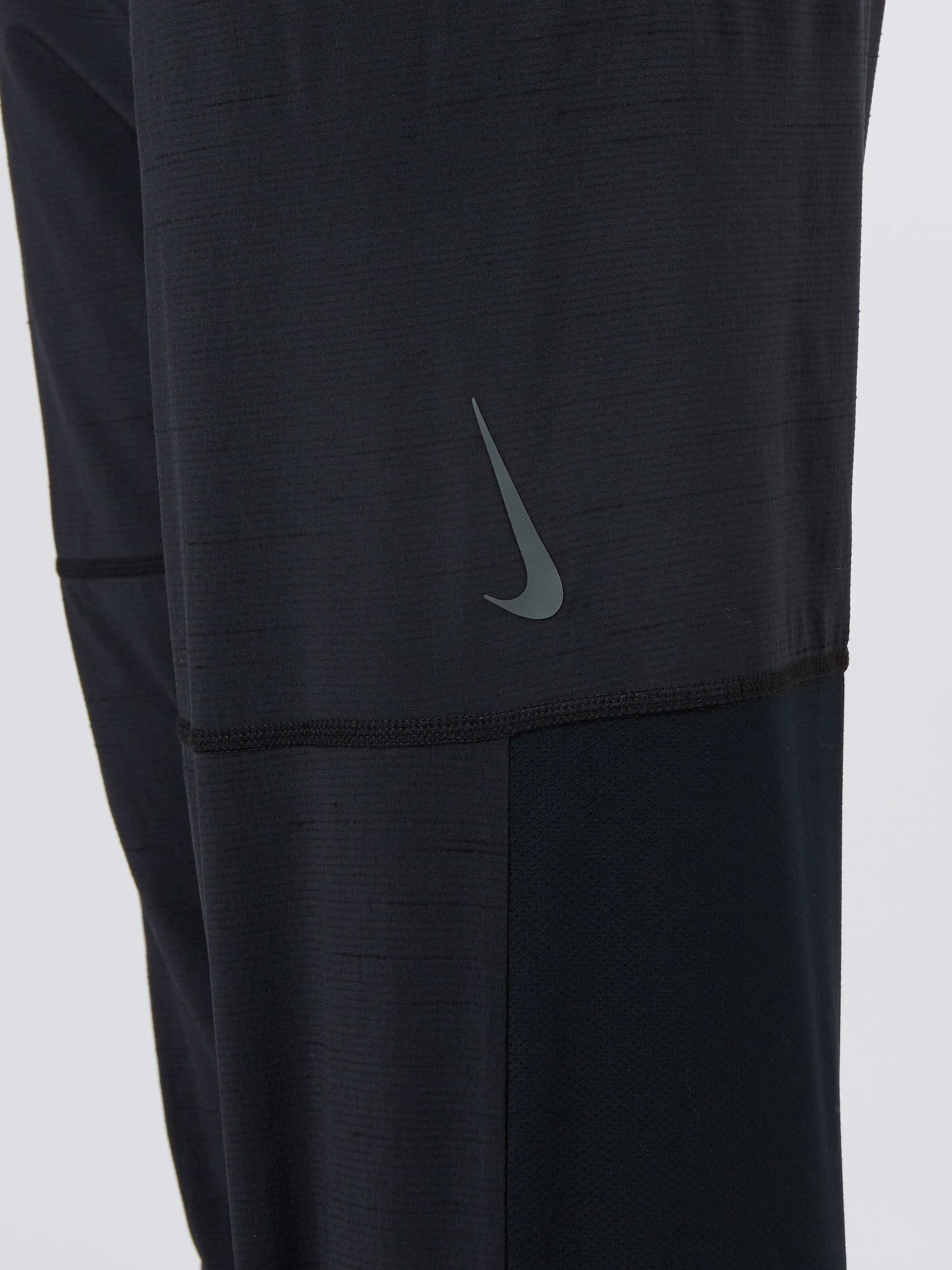 Männer Sportarten NIKE Sporthose in Schwarz - BE60222 Männer Sportarten NIKE Sporthose in Schwarz - BE60222