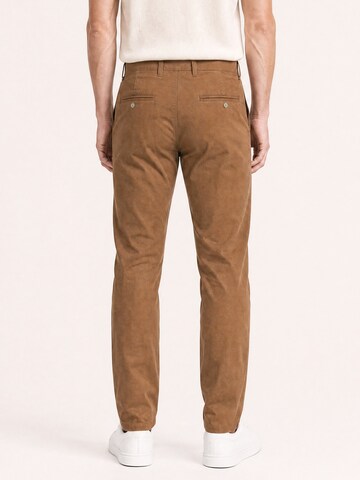 yazubi Slim fit Chino Pants 'Kyle' in Beige