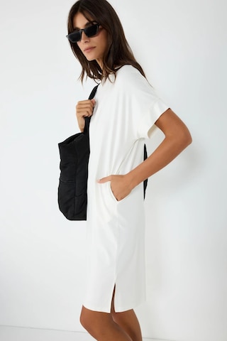 No Matter What Kleid in Weiß