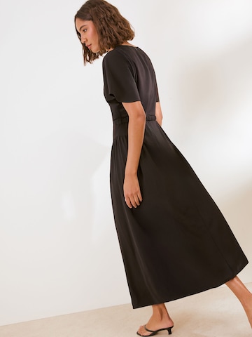 Friends Like These - Vestido en negro