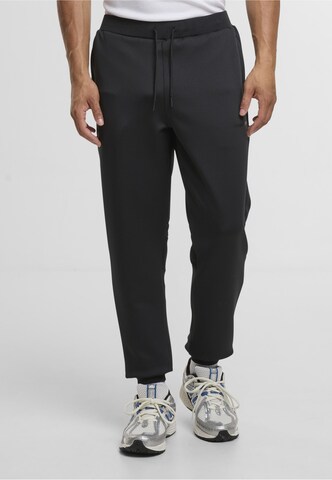 Sergio Tacchini Tapered Sportbroek 'Domino' in Zwart: voorkant