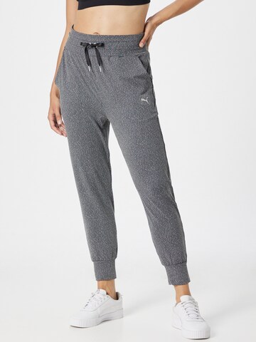 PUMA Tapered Sportbroek in Zwart: voorkant