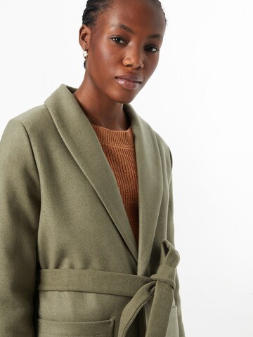 Manteau mi-saison 'ALICA' PIECES en vert