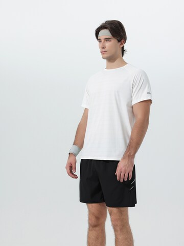YOUTHUP Sports Suit in White