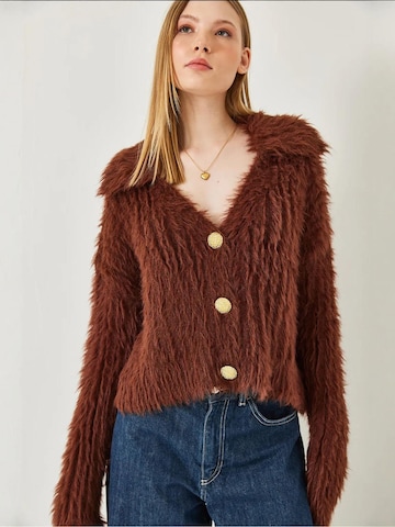 Bianco Lucci - Casaco de malha em castanho