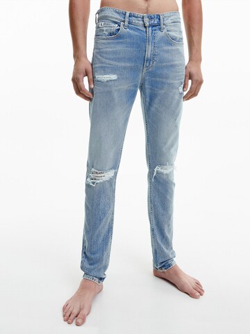 Calvin Klein JeansSlimfit Traperice - plava boja: prednji dio