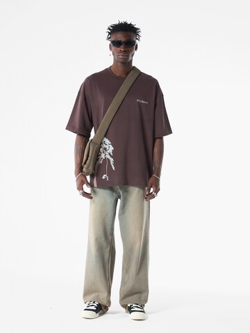 Tricou de la VAMOS CLO pe maro