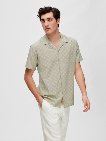 SELECTED HOMME Comfort Fit Skjorte i grøn: forside