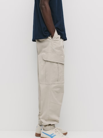 Pull&Bear Zwężany krój Bojówki w kolorze biały