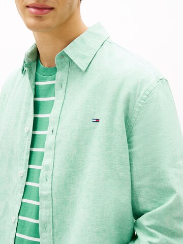Tommy Jeans Regularny krój Koszula w kolorze zielony