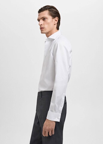 MANGO MAN Slim fit Button Up Shirt 'Masnou' in White