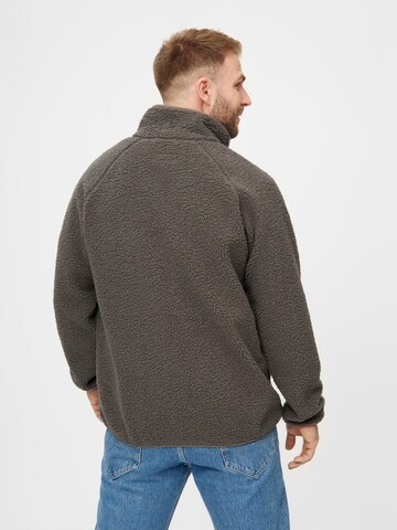 Derbe Fleecejacke 'Kuschelby' in Braun
