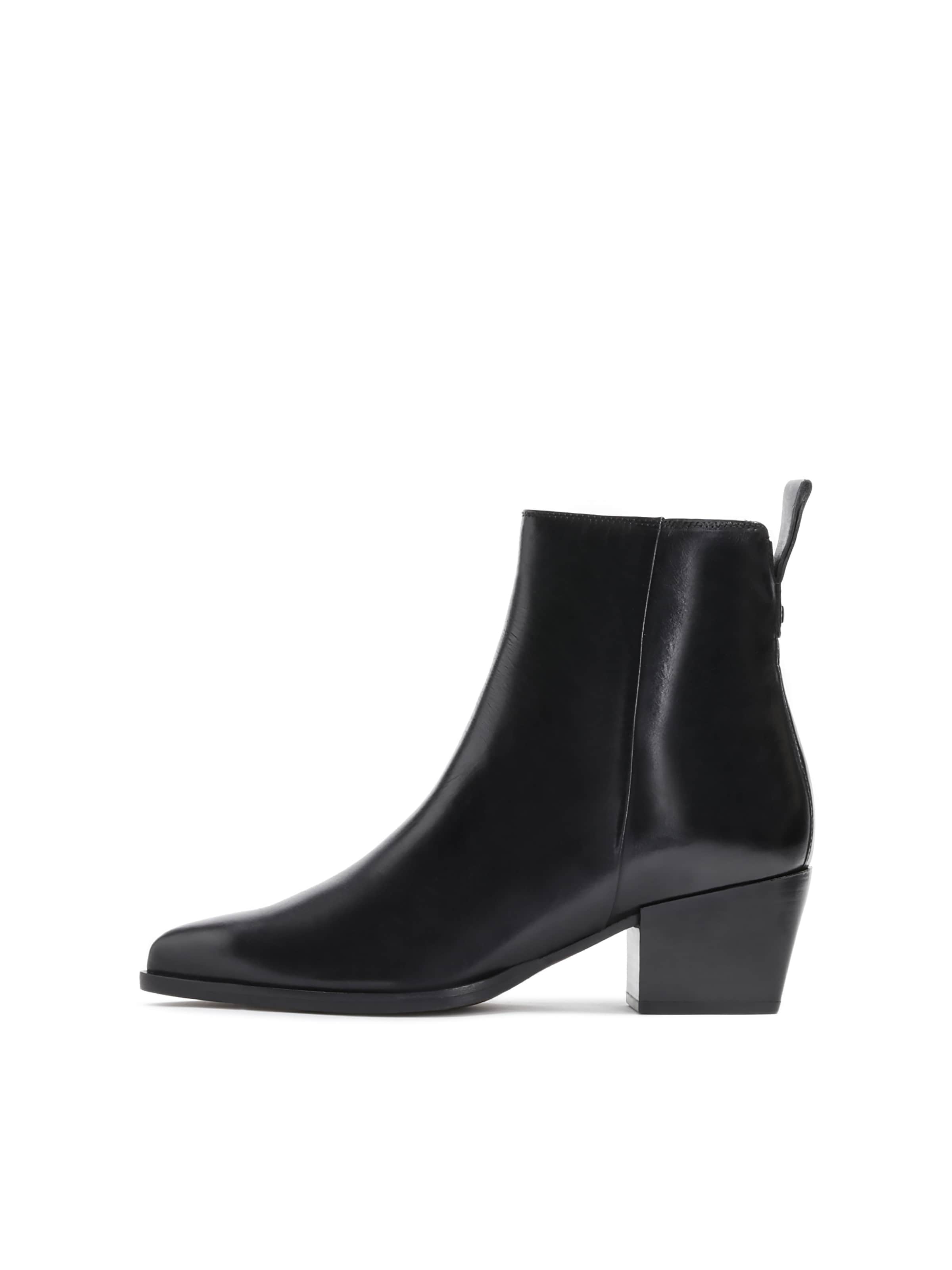 Stivaletto di Kazar in nero: frontale