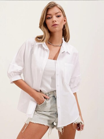 Bigdart Blouse in Wit: voorkant