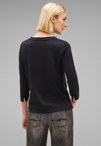 Tricou de la STREET ONE pe negru