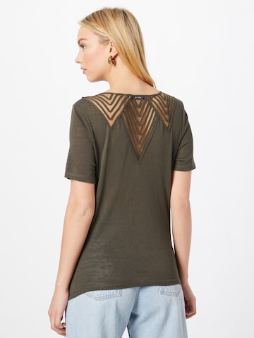 ABOUT YOU Shirt 'Thekla' in Groen