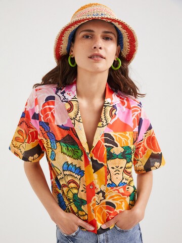 Camicia da donna 'Avinyon' di Desigual in colori misti: frontale